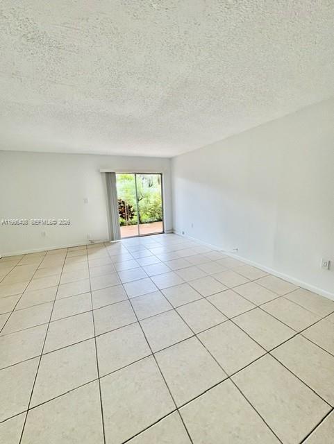 Foto del edificio - 9351 Fontainebleau Blvd