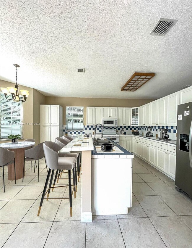 Foto del edificio - 15784 NW 12th Ct