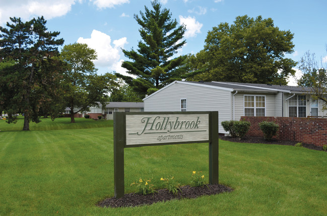 Building Photo - Hollybrook Apartments