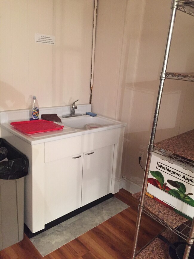 Foto del edificio - 104 Miller Ln