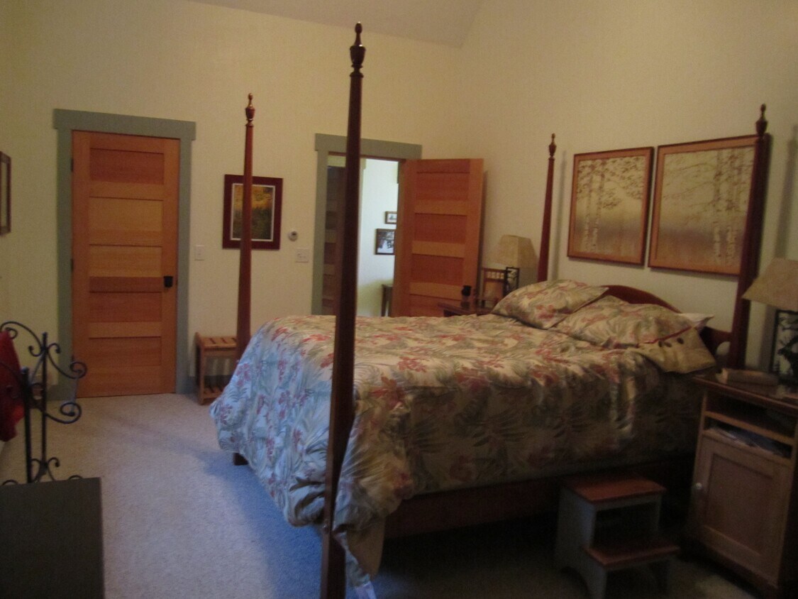 268 Morningside Dr, Newport, VT 05857 Apartments in Newport, VT