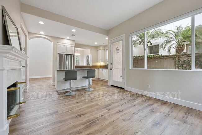 Building Photo - 7143 Surfbird Cir