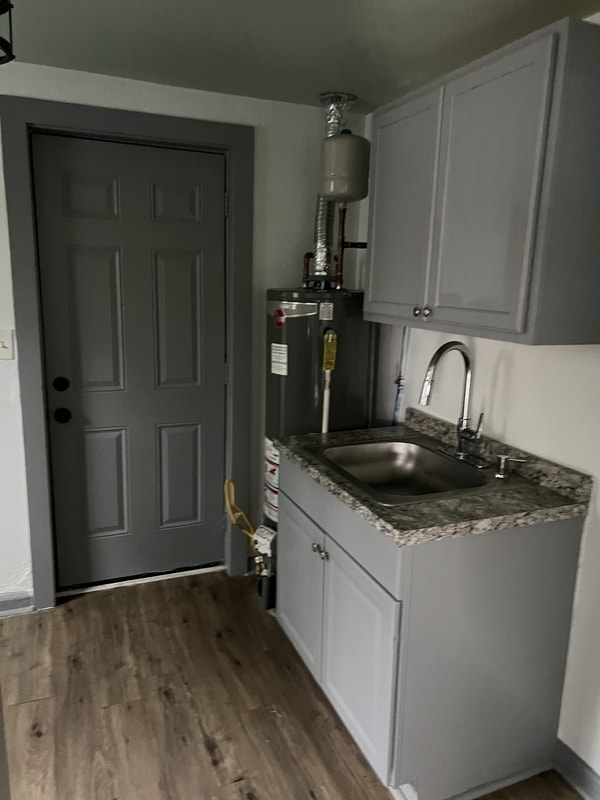 Building Photo - 487 Mellon St