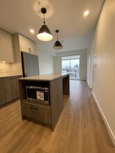 Building Photo - 3100 272 St