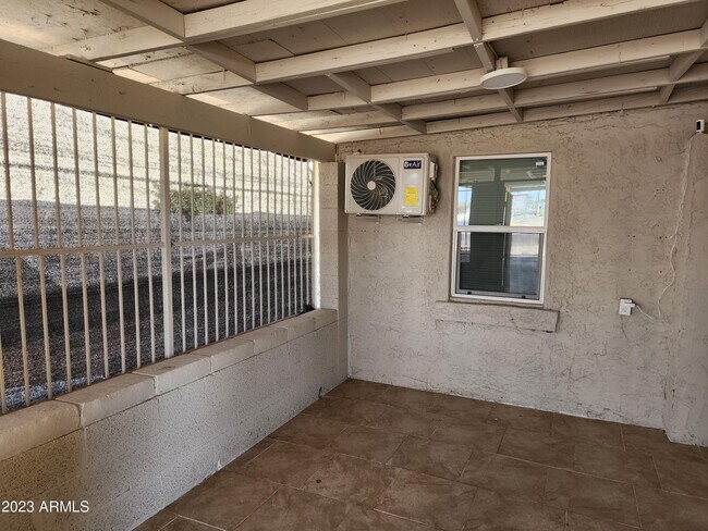 Foto del edificio - 3901 W Hadley St