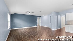 Foto del edificio - 117 Gravel Gray