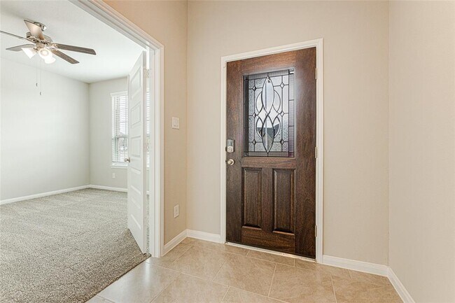 Foto del edificio - 503 Spring Flower Ct