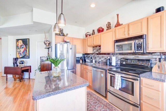 Building Photo - 1415 Chapin St NW