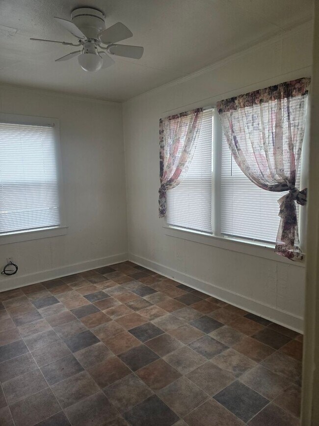 Foto del edificio - Cute 2 Bedroom