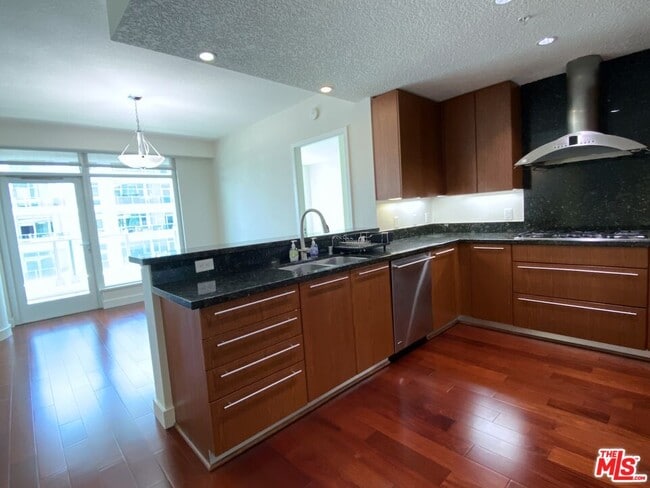 Building Photo - 3141 Michelson Dr