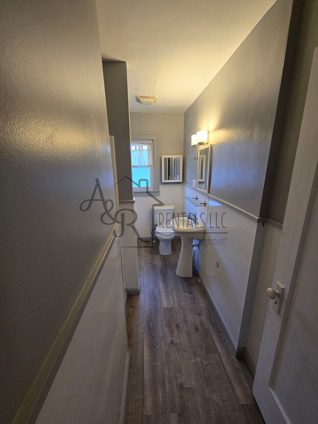 Foto del edificio - 1801 S Olive St