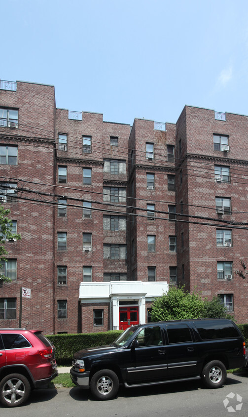 170-25 Highland Ave, Jamaica, NY 11432 - Apartments in Jamaica, NY ...