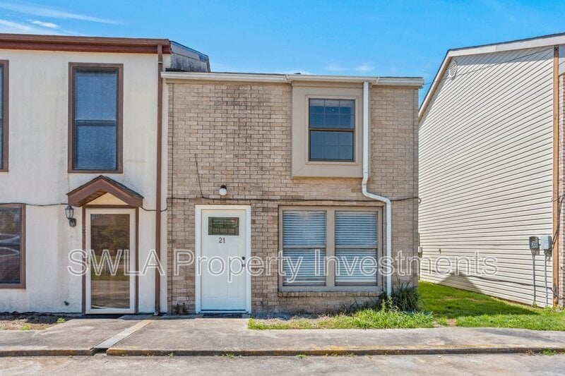Primary Photo - 3221 Ryan St