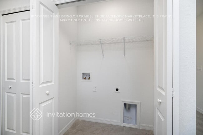 Building Photo - 2735 Riverfield Rd