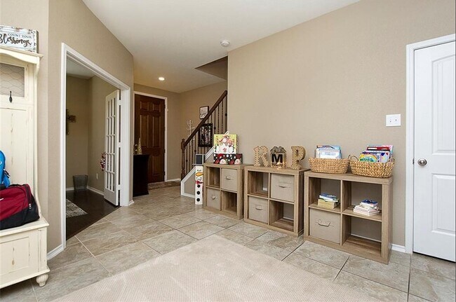 Foto del edificio - 105 Golden Bear Dr