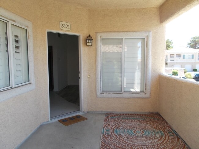 Building Photo - Beautiful 1-Bedroom Condo in Prime Bella V...