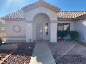Building Photo - 2624 Breakers Creek Dr