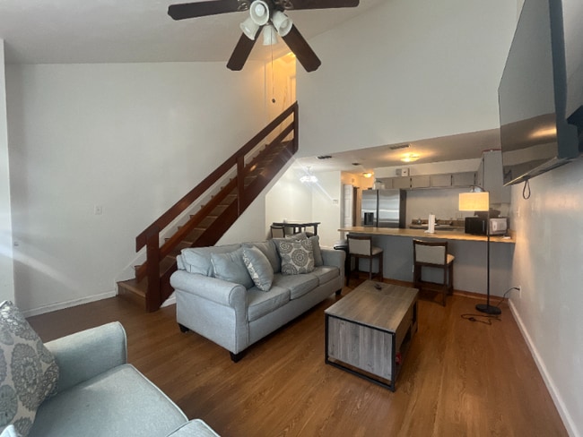 Photo - 1119 Ocala Rd Townhome
