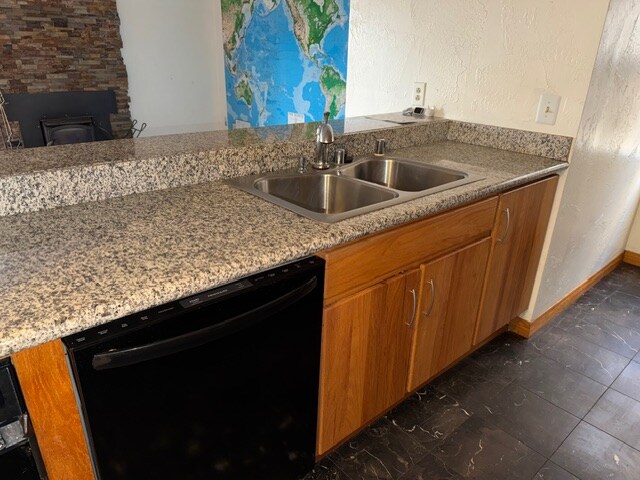 Foto del edificio - 9076 Walker Ct