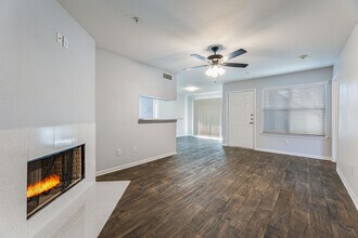Building Photo - 11120 Fallbrook Dr