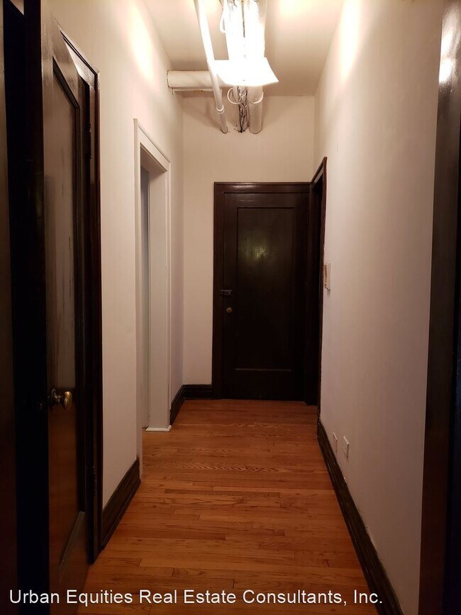 Foto del edificio - 1501 W Granville Ave