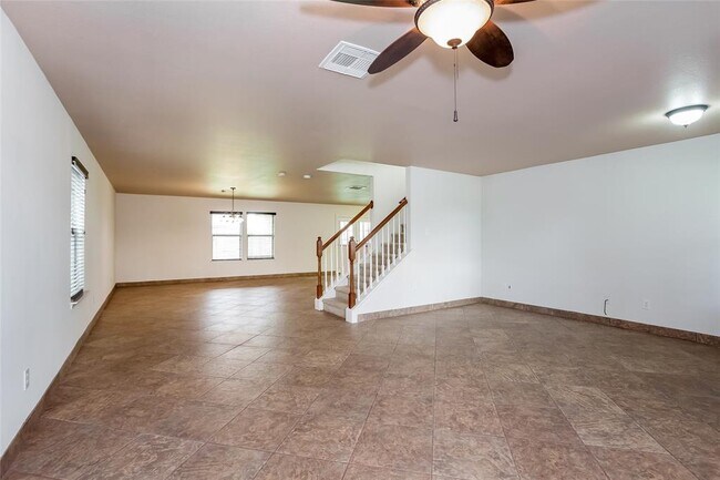 Foto del edificio - 5027 Oak Briar Ln