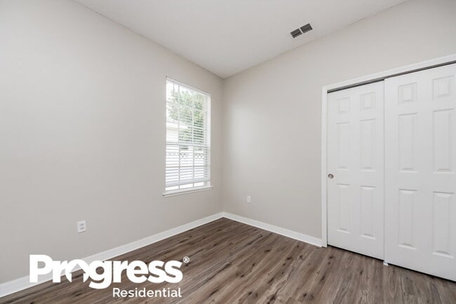 Foto del edificio - 14527 Huntcliff Park Way