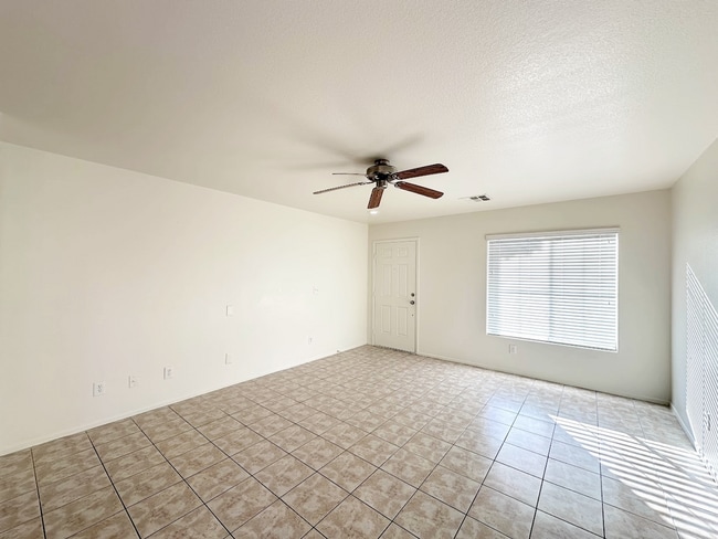 Building Photo - Huntington Village B At Rhodes Ranch