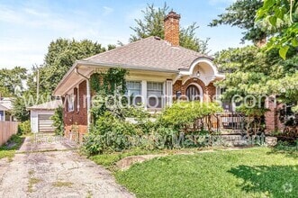 Building Photo - 5440 Carrollton Ave