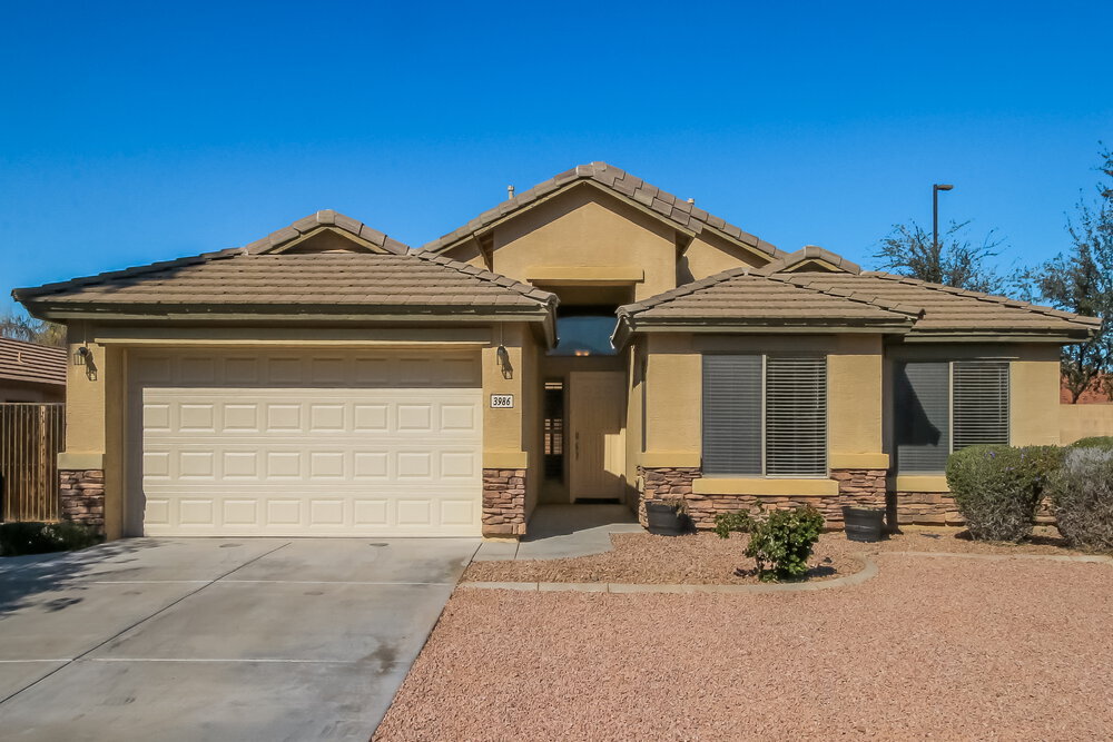 Foto principal - 3986 E Simpson Rd