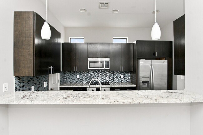Foto del edificio - 2505 Webster St