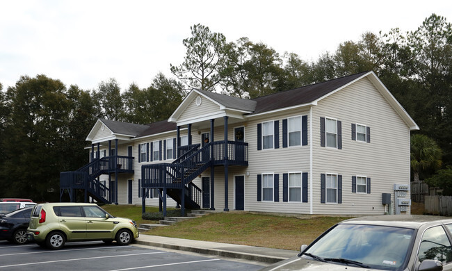 the woods apartments mobile al