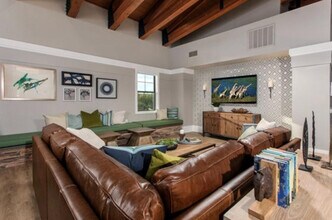 Building Photo - 10411 Reserve Dr