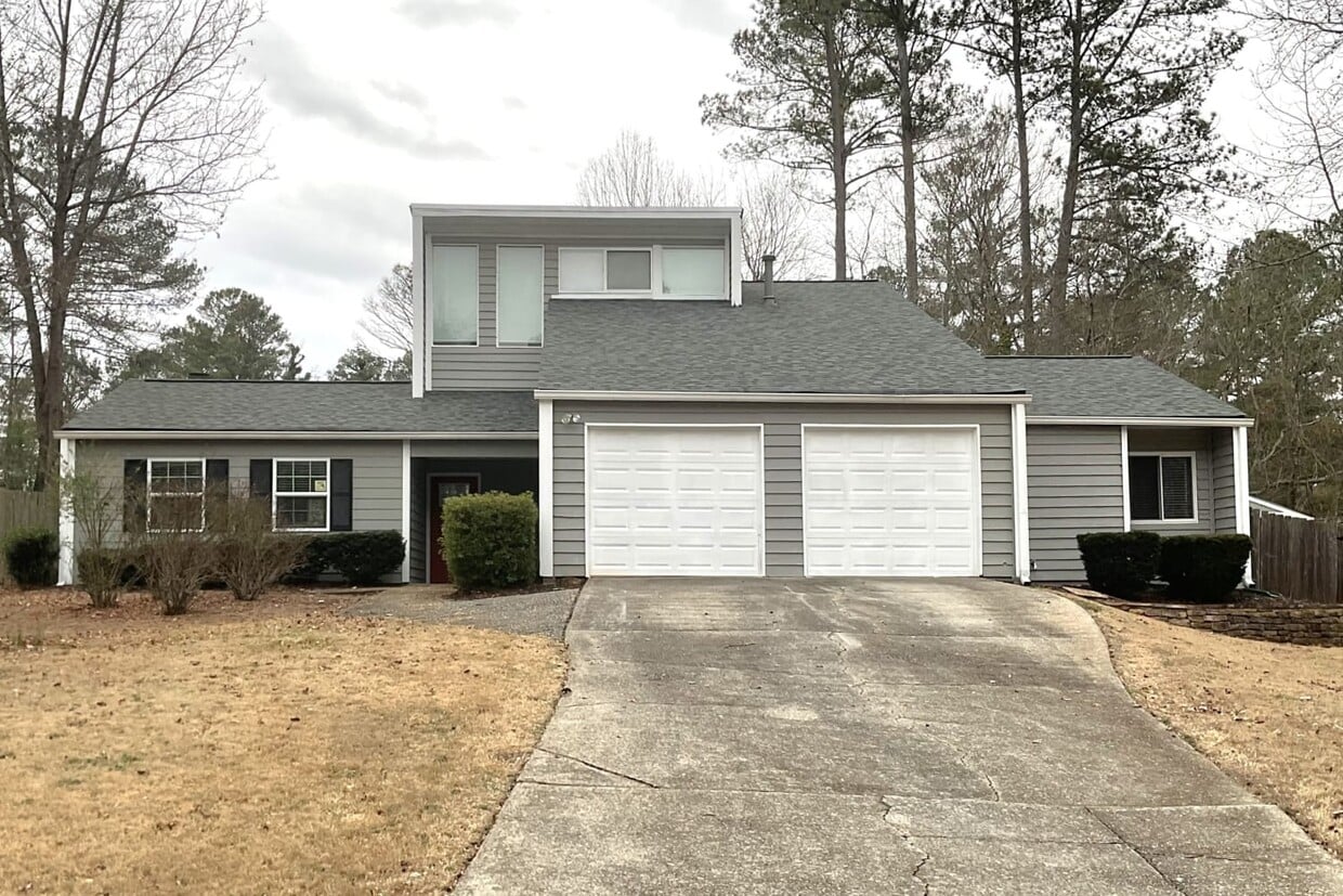 Primary Photo - 4648 N Landing Dr