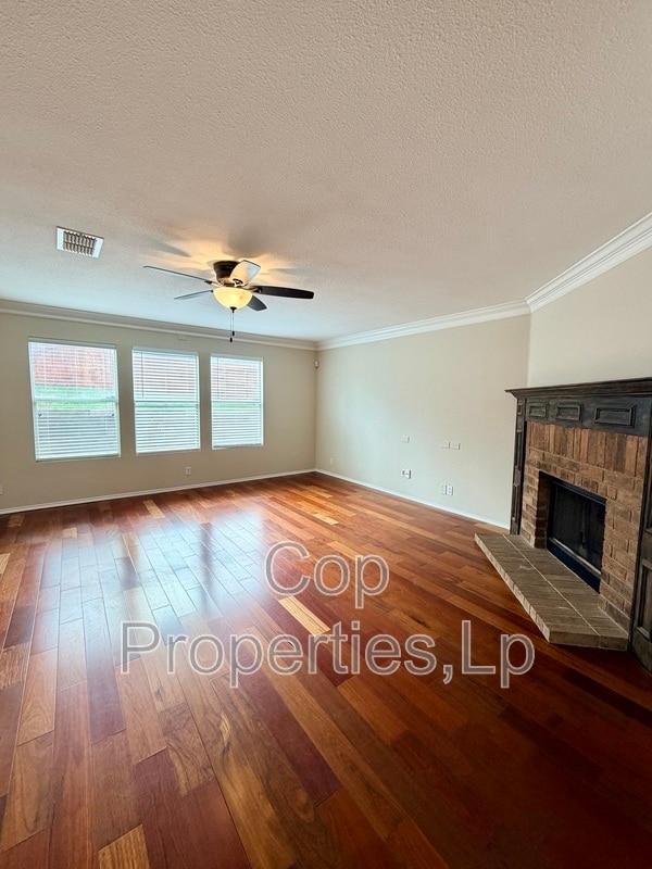 Foto del edificio - 25526 Gold Yarrow