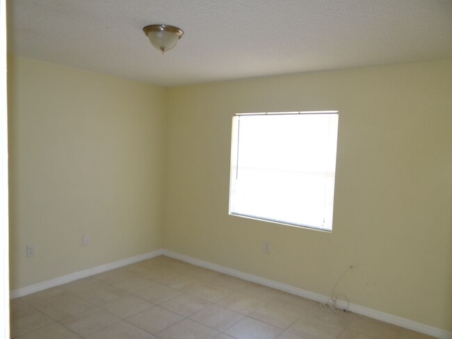 Foto del edificio - Super Clean 2 bedroom 1 bath