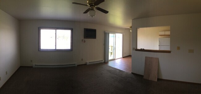 Foto del edificio - 319 Barberry Ct
