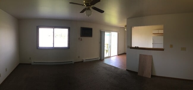 Building Photo - 319 Barberry Ct