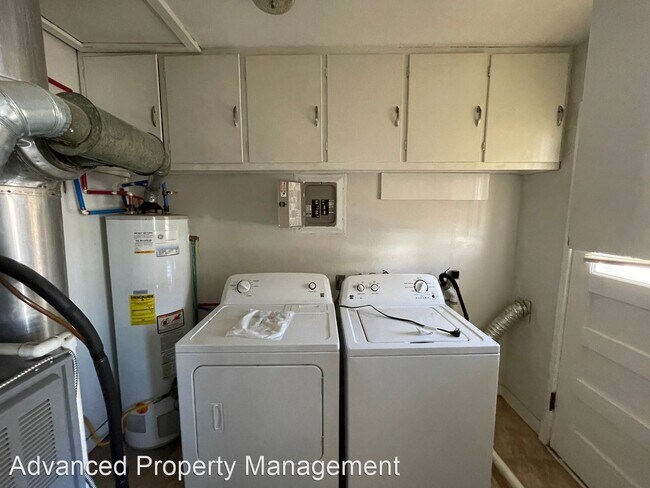 Foto del edificio - 2 br, 1 bath House - 1224 Pomeroy Street, #2
