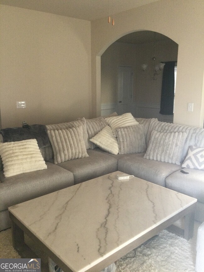 Foto del edificio - 338 Lauren Dr