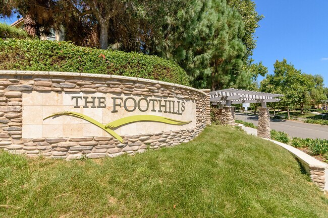 Foto del edificio - 3558 Summit Trail Ct