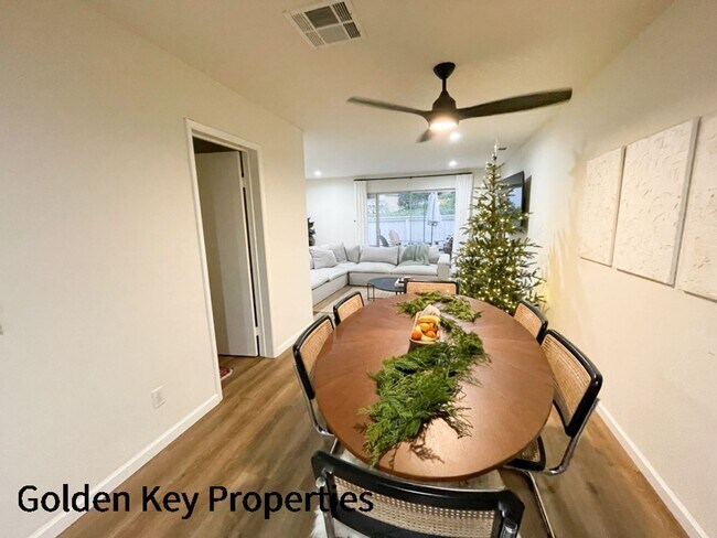 Foto del edificio - Stunning remodeled townhome in Quail Ridge in Oceanside!