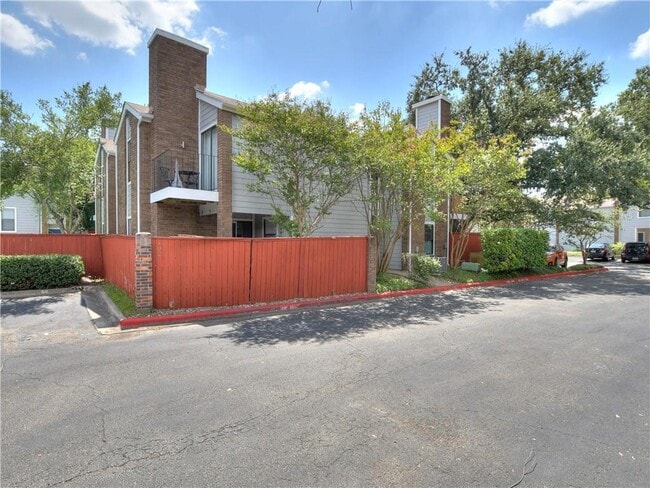 Building Photo - 7635 Guadalupe St
