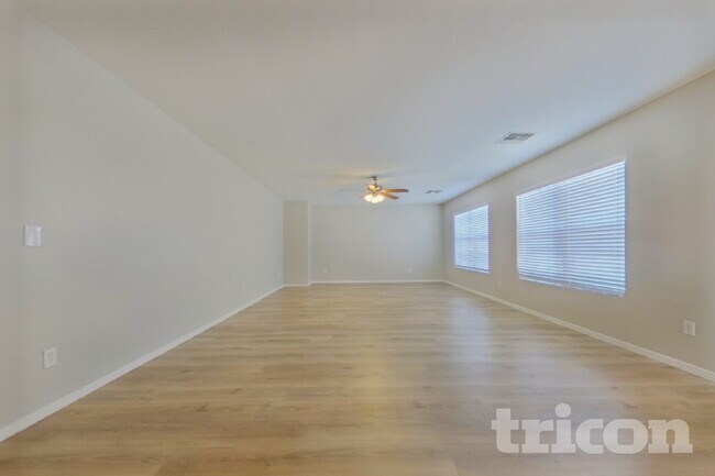 Building Photo - 11755 West Cocopah St