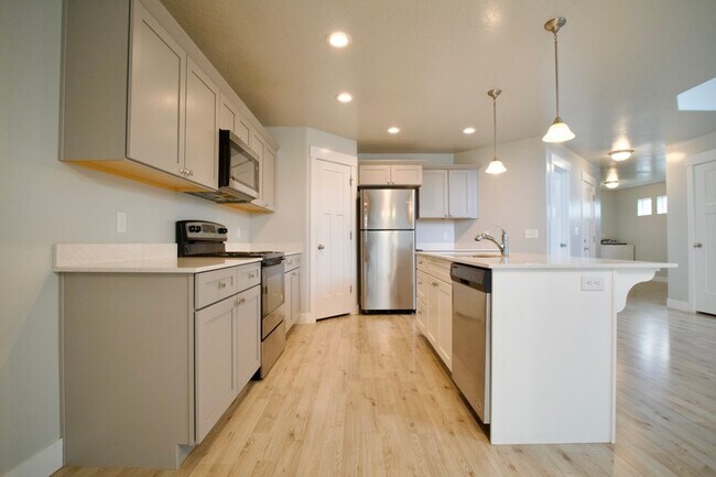 Foto del edificio - 1758 W Stone Gate Dr