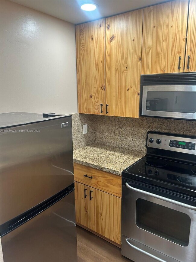 Foto del edificio - 1051 SW 1st St
