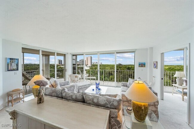 Building Photo - 6361 Pelican Bay Blvd