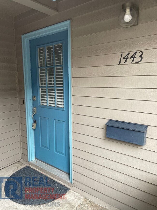 Foto del edificio - 1443 SW Montgomery St