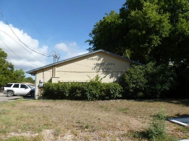 Primary Photo - 2524 Katy St