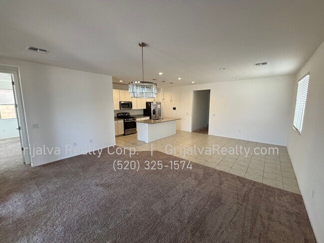Building Photo - Beautiful 4 Bedroom, 3 Bath Star Valley Ho...